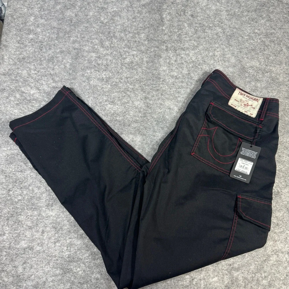 True Religion Mens Black Red Contrast Stitch Cargo Pants Straight Leg 34 NEW